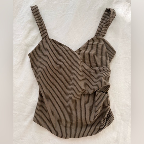 Express tank top - Picture 1 of 4